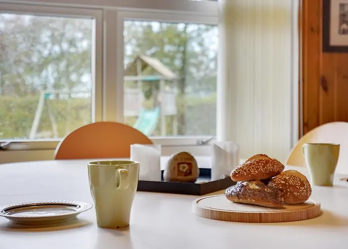 Simonia - 600m From The Sea By Interhome *