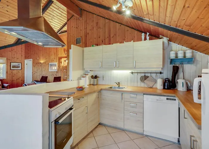 Simonia - 600m From The Sea By Interhome Nedre Lysabild