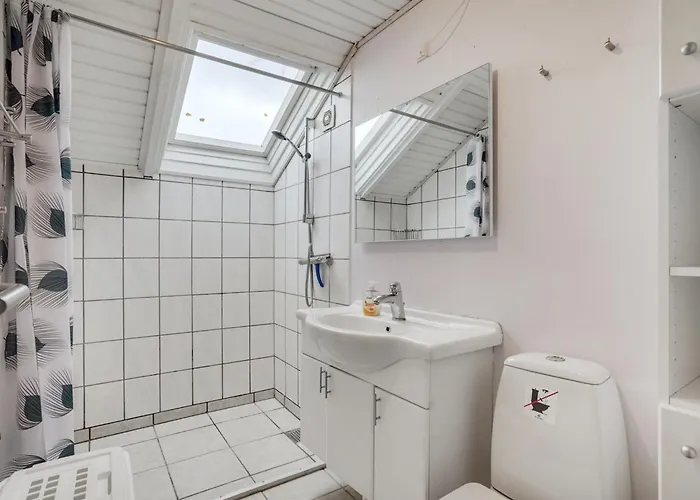 Simonia - 600m From The Sea By Interhome