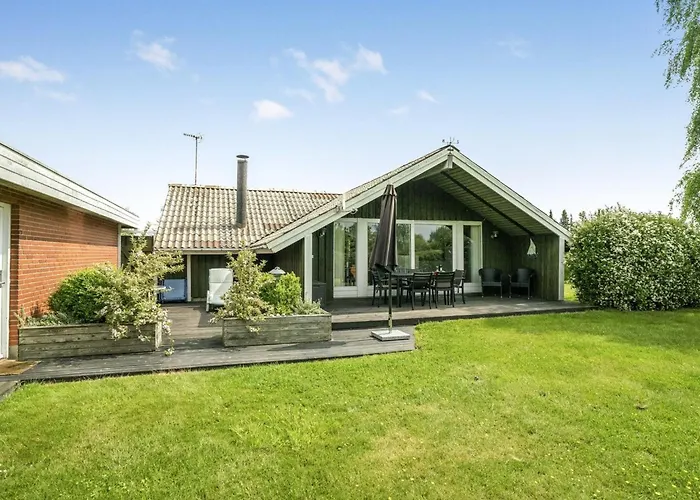 Simonia - 600m From The Sea By Interhome *