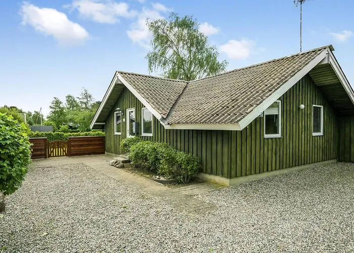 Simonia - 600m From The Sea By Interhome بيت للعطل