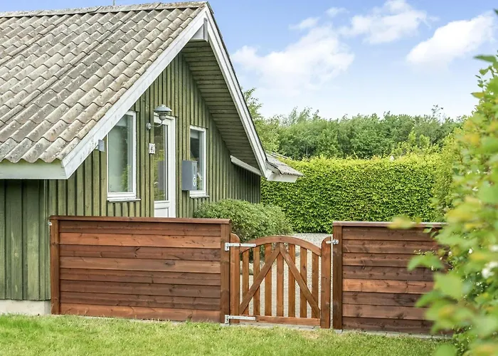 Simonia - 600m From The Sea By Interhome *